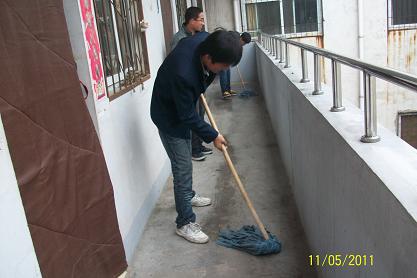 机电学院志愿者赴春天老年公寓献爱心送温暖