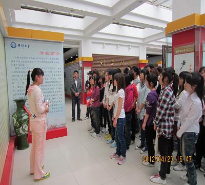 机电工程学院第45期业余党校入党积极分子参观校史馆