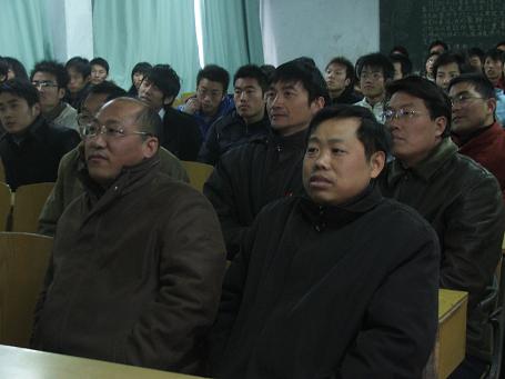 机电学院开展第三次党员学习活动：观看《建国大业》