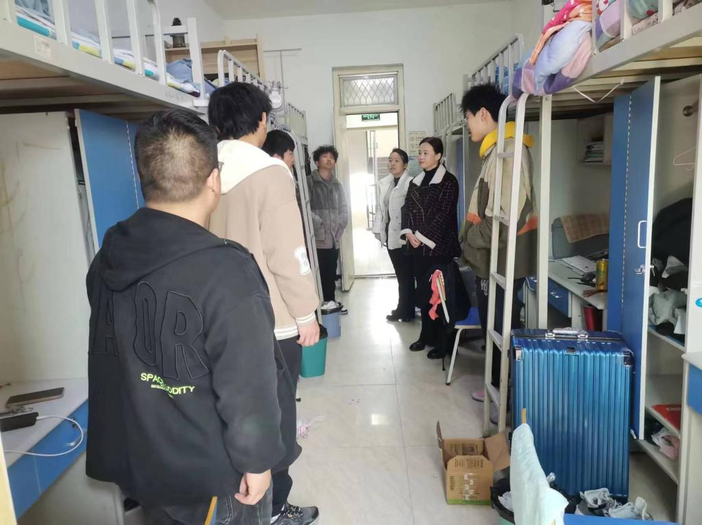 机械与汽车工程学院做好新学期开学准备工作