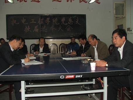 莫书记深入机电工程学院调研指导工作