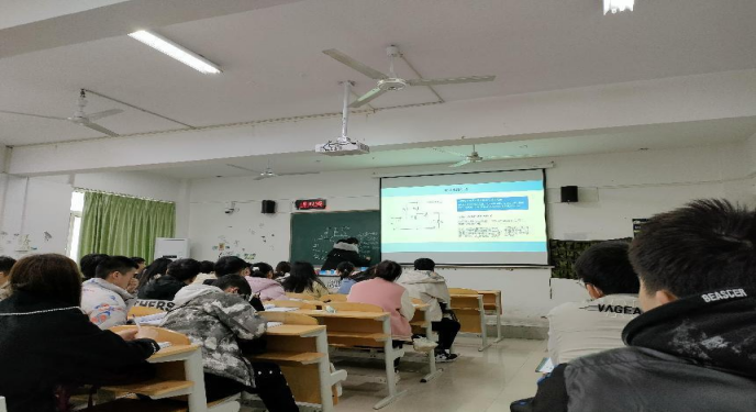 电子电气工程学院开展对“三新教师”听课督导活动