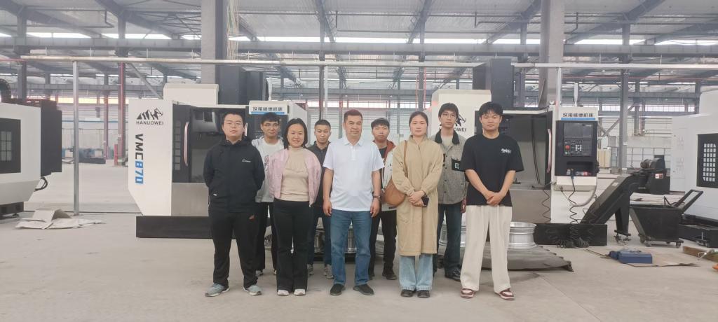 智能制造学院开展“就业大巴”系列实践活动