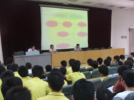 机电学院对2010级新生进行党的基本知识教育培训