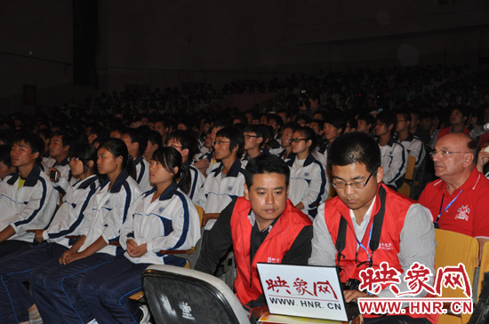 映象网记者在现场 映象网记者在现场