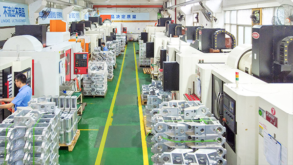 苏州超声波塑料焊接机：医疗器械制造的精密利器(图1)