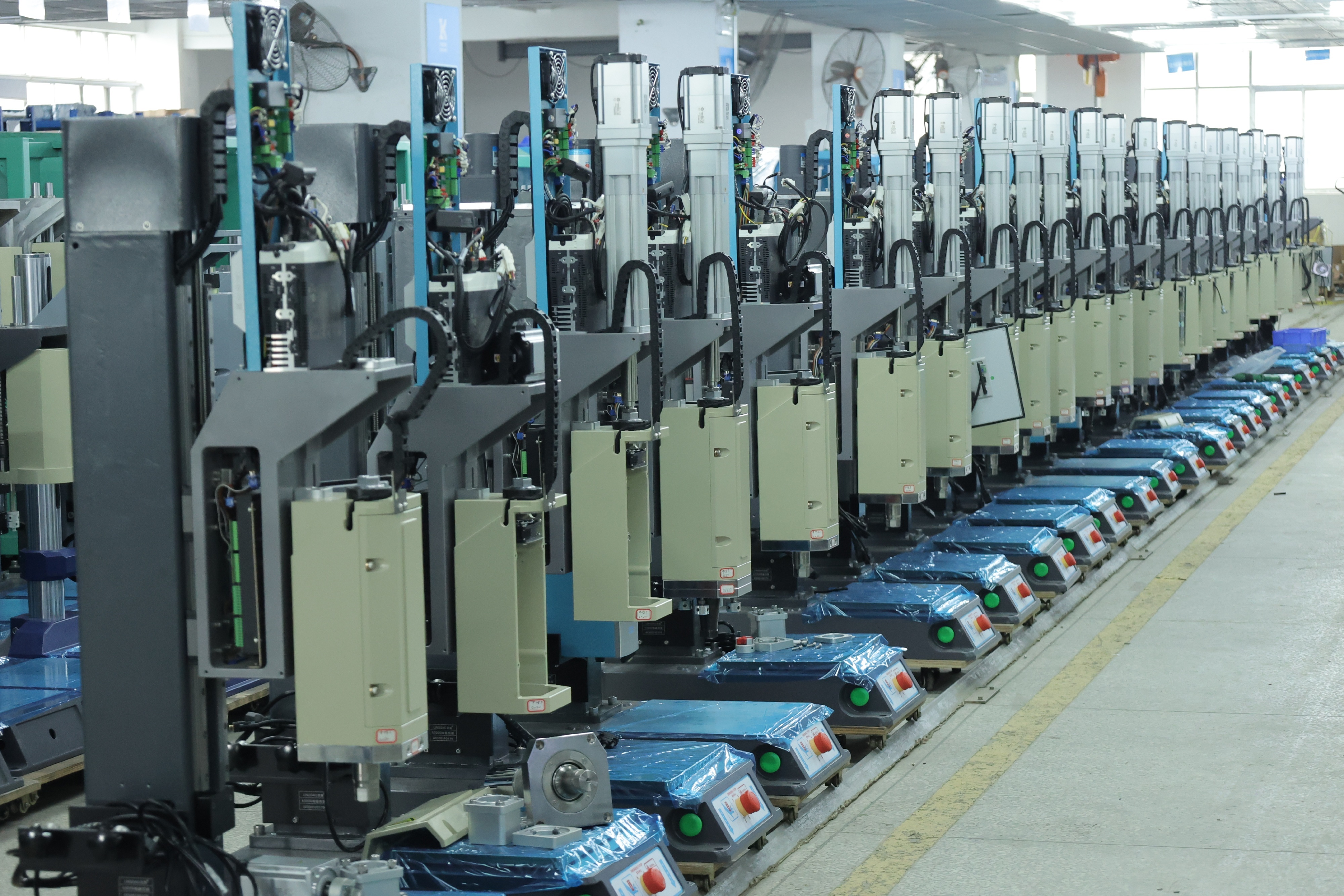 快易达超声波焊接机控制系统故障?电气部件的检查与维修要点(图1)